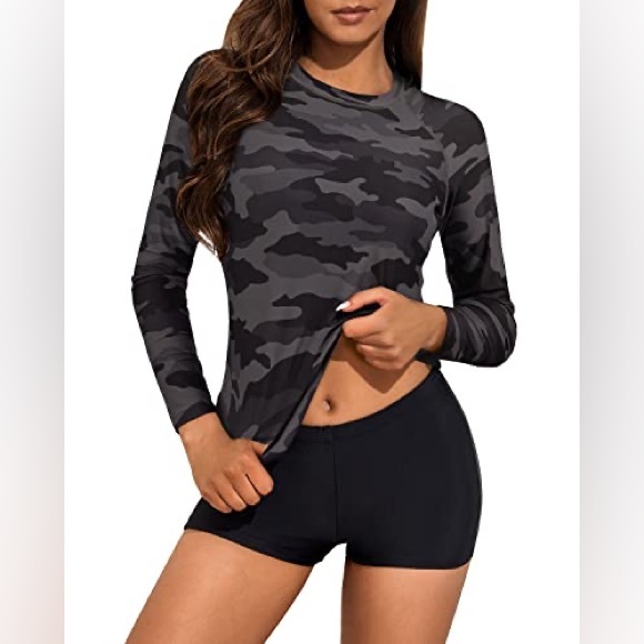 Women's Long Sleeve 2 Piece Rash Guard Boyshort Swimsuit Set-Black Camouflage - Picture 4 of 7